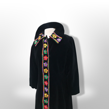 Load image into Gallery viewer, 60’s 70’s Black Velvet Floral Embroidered Full Length Coat