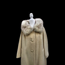 Load image into Gallery viewer, 60’s Vintage LIlli Ann Cream Coat Mohair and Fox Fur Collar Swing Style for Fall Winter Christmas and Gift for Her