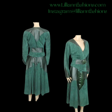 Load image into Gallery viewer, Vintage 80’s 90’s Italian Women’s Suit in Green Suede Lamb Leather Genuine Snakeskin Couture