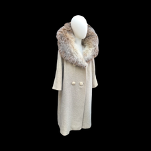 Load image into Gallery viewer, Vintage 60’s Oatmeal Cream Wool Coat with Massive Lynx Fur Collar