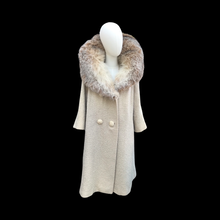 Load image into Gallery viewer, Vintage 60’s Oatmeal Cream Wool Coat with Massive Lynx Fur Collar