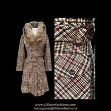 Load image into Gallery viewer, Vintage Tweed Plaid Coat with Fur Collar Fitted Flared Wool Petite