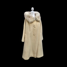 Load image into Gallery viewer, 60’s Vintage LIlli Ann Cream Coat Mohair and Fox Fur Collar Swing Style for Fall Winter Christmas and Gift for Her