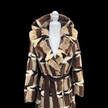 Load image into Gallery viewer, Vintage Incredible Intarsia Suede Master Craftsman Coat Puzzle Piece