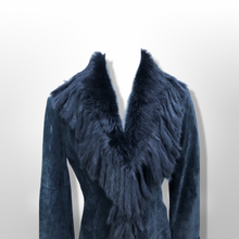 Load image into Gallery viewer, Vintage Black Suede Jacket Blazer Fitted with Tassle Fur Collar