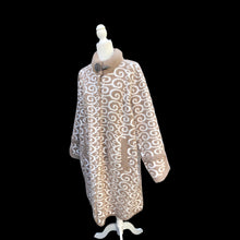 Load image into Gallery viewer, Brand New 100% Pure Alpaca Luxury Beige and Cream Luxury Coat Sweater
