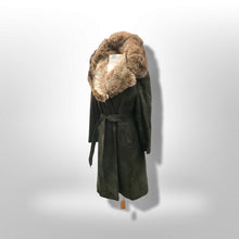 Load image into Gallery viewer, 70’s Forest Green Suede Trench with Fur Trim Collar