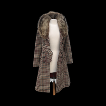 Load image into Gallery viewer, Vintage Tweed Plaid Coat with Fur Collar Fitted Flared Wool Petite