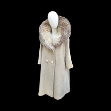 Load image into Gallery viewer, Vintage 60’s Oatmeal Cream Wool Coat with Massive Lynx Fur Collar