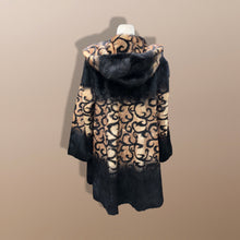 Load image into Gallery viewer, Hooded Mink Luxury Coat Leather with Dyed Design