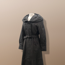 Load image into Gallery viewer, Italian Leather Brown Full Length Leather Coat Fit Flare