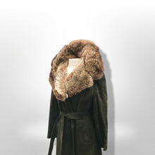 Load image into Gallery viewer, 70’s Forest Green Suede Trench with Fur Trim Collar