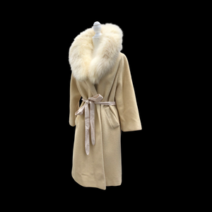Vintage 60’s Lilli Ann Cream Coat with Fox Fur Collar
