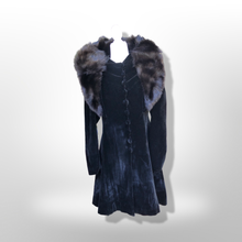 Load image into Gallery viewer, 30’s Vintage Velvet and Fur Film Noir Coat in Rare Larger Size Princess Old Hollywood Glamour