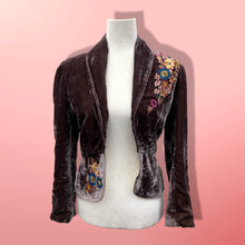 Load image into Gallery viewer, Vintage 90’s Embroidered Floral Velvet Silk Jacket Blazer Spring