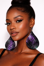 Load image into Gallery viewer, Genuine Snakeskin Leather Earrings Raindrop Elaphe Carinata Snake Purple IRIDESCENT