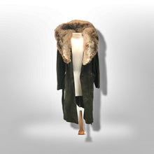 Load image into Gallery viewer, 70’s Forest Green Suede Trench with Fur Trim Collar