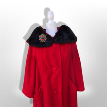 Load image into Gallery viewer, 60’s Vintage LIlli Ann Red Wool Swing Coat with Luxury Collar