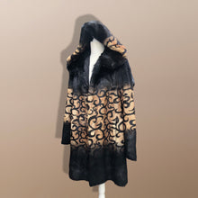Load image into Gallery viewer, Hooded Mink Luxury Coat Leather with Dyed Design
