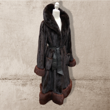 Load image into Gallery viewer, Bullocks Wilshire Luxury Mink Coat with Fox Fur Trim Princess