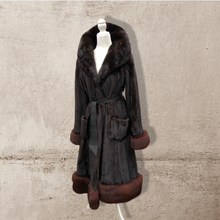 Load image into Gallery viewer, Bullocks Wilshire Luxury Mink Coat with Fox Fur Trim Princess