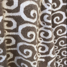 Load image into Gallery viewer, Brand New 100% Pure Alpaca Luxury Beige and Cream Luxury Coat Sweater