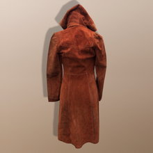 Load image into Gallery viewer, 70’s Vintage Suede Hooded Orange Rust Coat Small Petite Heavy Duty Snap Closure