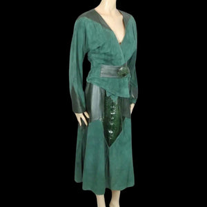 Vintage 80’s 90’s Italian Women’s Suit in Green Suede Lamb Leather Genuine Snakeskin Couture