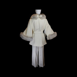 60 Mod White Lilli Ann Pant Suit Set Cape Sleeve Silver Norwegian Fox Fur Wedding Christmas Event