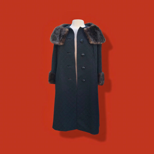 60’s Classic Black Wool Coat Boatneck Mink Collar