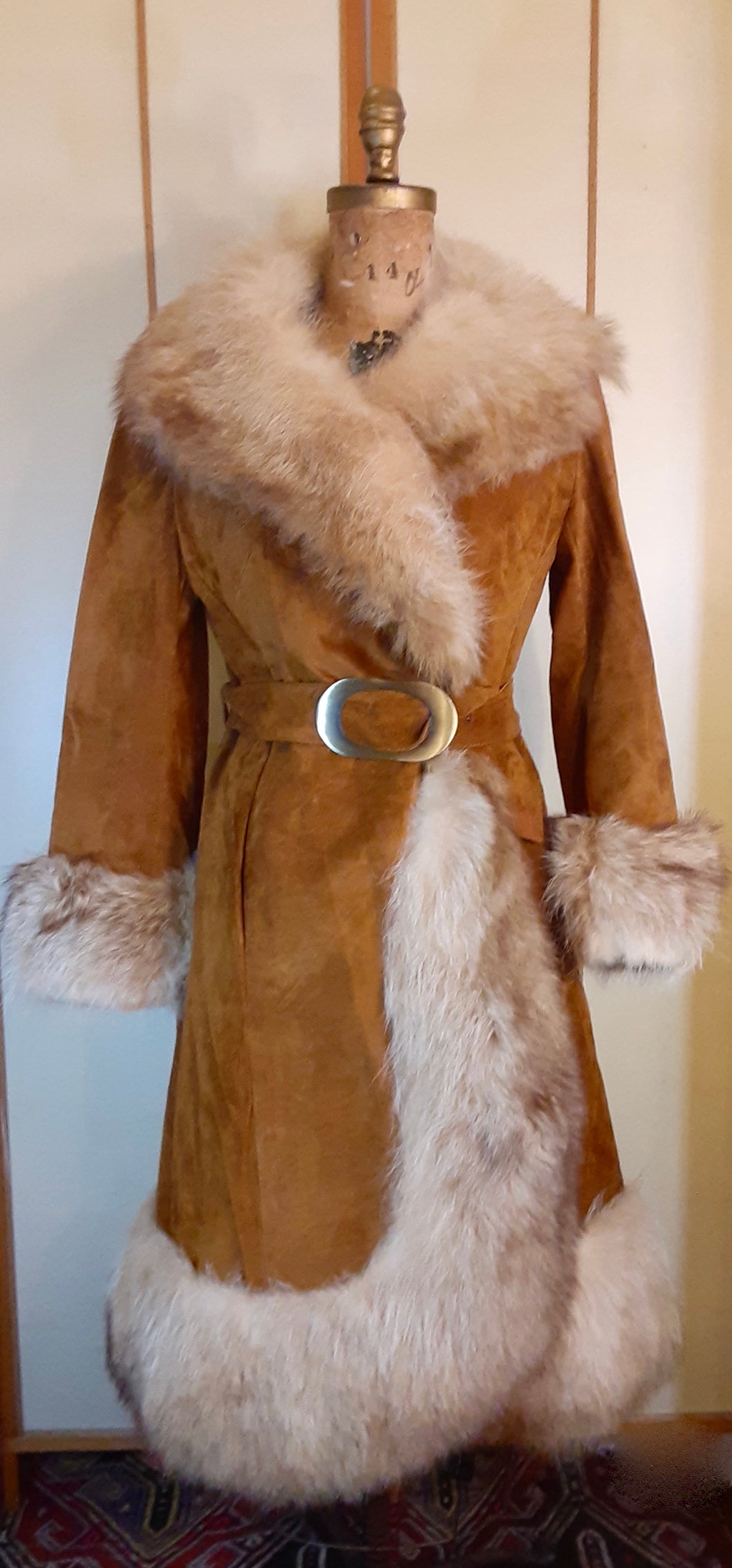 Women's Vintage Coat-60s 70s Rust Suede Leather and Fox Fur Trim