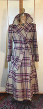 Load image into Gallery viewer, Vintage Coat- 70s Plaid &quot;Burberry&quot; Style Fox Fur Removable Collar Princess Coat Penny Lane Almost Famous Hippy Chic