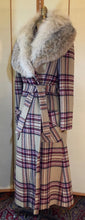 Load image into Gallery viewer, Vintage Coat- 70s Plaid &quot;Burberry&quot; Style Fox Fur Removable Collar Princess Coat Penny Lane Almost Famous Hippy Chic