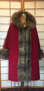 50s 60s Red Thick Nubby Wool and Fully Lined Fox Fur Swing Coat M/L/XL