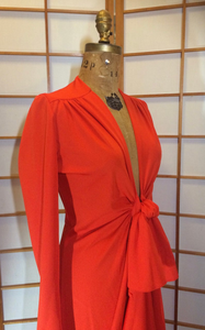 1970s Plunging Red Dress "Lady in Red" Plunging Knotted Neckline Empire Dress M/L Made in Paris