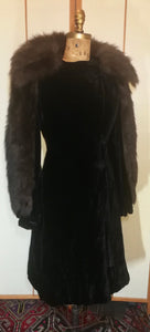 30s Black Velvet and Fur Women's Coat---Film Noir "Hattie Carnegie" Style Hollywood Glamour Pinup Fit and Flare Princess Coat