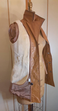 Load image into Gallery viewer, 70s Caramel Tan Leather Coat Vintage Women's Fit Flare Multi Pockets Career Boho Removable Sherpa Liner Montgomery Ward "short trench/spy"