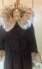 Load image into Gallery viewer, 60&#39;s 70&#39;s Lynx Fur and Suede Leather Coat S/M