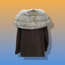 Load image into Gallery viewer, Vintage 60’s Swing Coat Massive Fox Fur Collar Brown Boucle