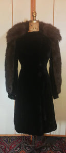 30s Black Velvet and Fur Women's Coat---Film Noir "Hattie Carnegie" Style Hollywood Glamour Pinup Fit and Flare Princess Coat