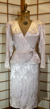 Load image into Gallery viewer, 40s Peplum Dress Pink Beaded Dress Powder Fitted Pencil Cut Brocade Suit Jeweled Size M