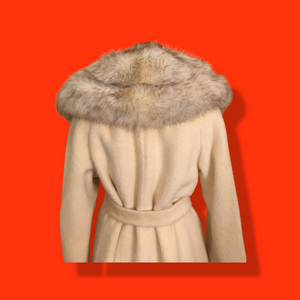 Vintage 60’s Coat Lilli Ann Cream White Massive Fox Fur Collar Wear Two Ways Swing Fit And Flare One Size Fits All Throw and Go