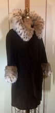 Load image into Gallery viewer, 60&#39;s 70&#39;s Lynx Fur and Suede Leather Coat S/M