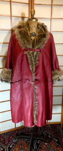 60s 70s Red Leather Fur Trim Bonnie Cashin Saks Fifth Ave Hardware Buckle Large Extra Large Trench Coat Swing Plus Size Oversized