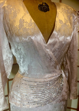 Load image into Gallery viewer, 40s Peplum Dress Pink Beaded Dress Powder Fitted Pencil Cut Brocade Suit Jeweled Size M