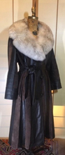 Load image into Gallery viewer, Vintage Coat- 70s Leather Suede Trench Silver Fox Fur Princess Spy M/L