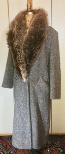 Tweed Oversized Long Coat with Fur Collar, 80s 90s Vibe Women Free Size, Possible Unisex