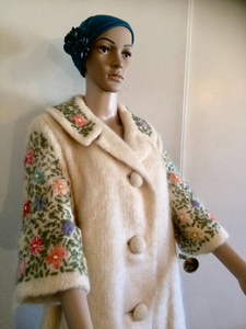 50’s Swing Coat Mohair Embroidered Flowers Floral Cape Sleeve 3/4 Bell Sleeve