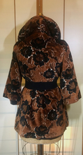 Load image into Gallery viewer, Vtg 60s Brocade Jacquard Tapestry Brown Carpet Coat 3/4 Sleeves Swing Melania Free Size One Size Fits All "Stella McCartney" Style