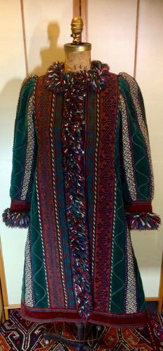 70s Vintage Velvet Tapestry Carpet Coat Needlepoint Renaissance Fair Burning Man Long Coat Puff Sleeve S/M Hippy hipster Russian princess